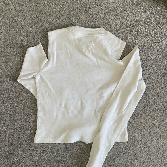 Tommy Hilfiger shoulder cutout crewneck - Picture 2 of 2